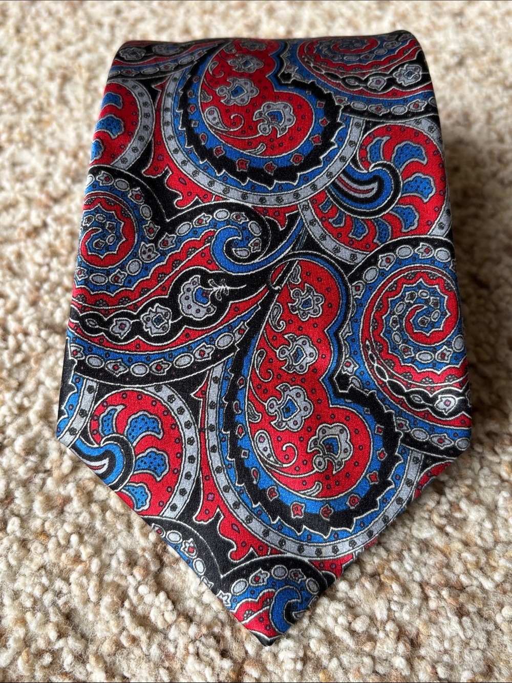 *Luxury* Stefano Ricci Men’s Vibrant Paisley Silk Neck Tie